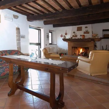 Fratticiola Selvatica Sleeps 8 Pool Wifi بيت للعطل